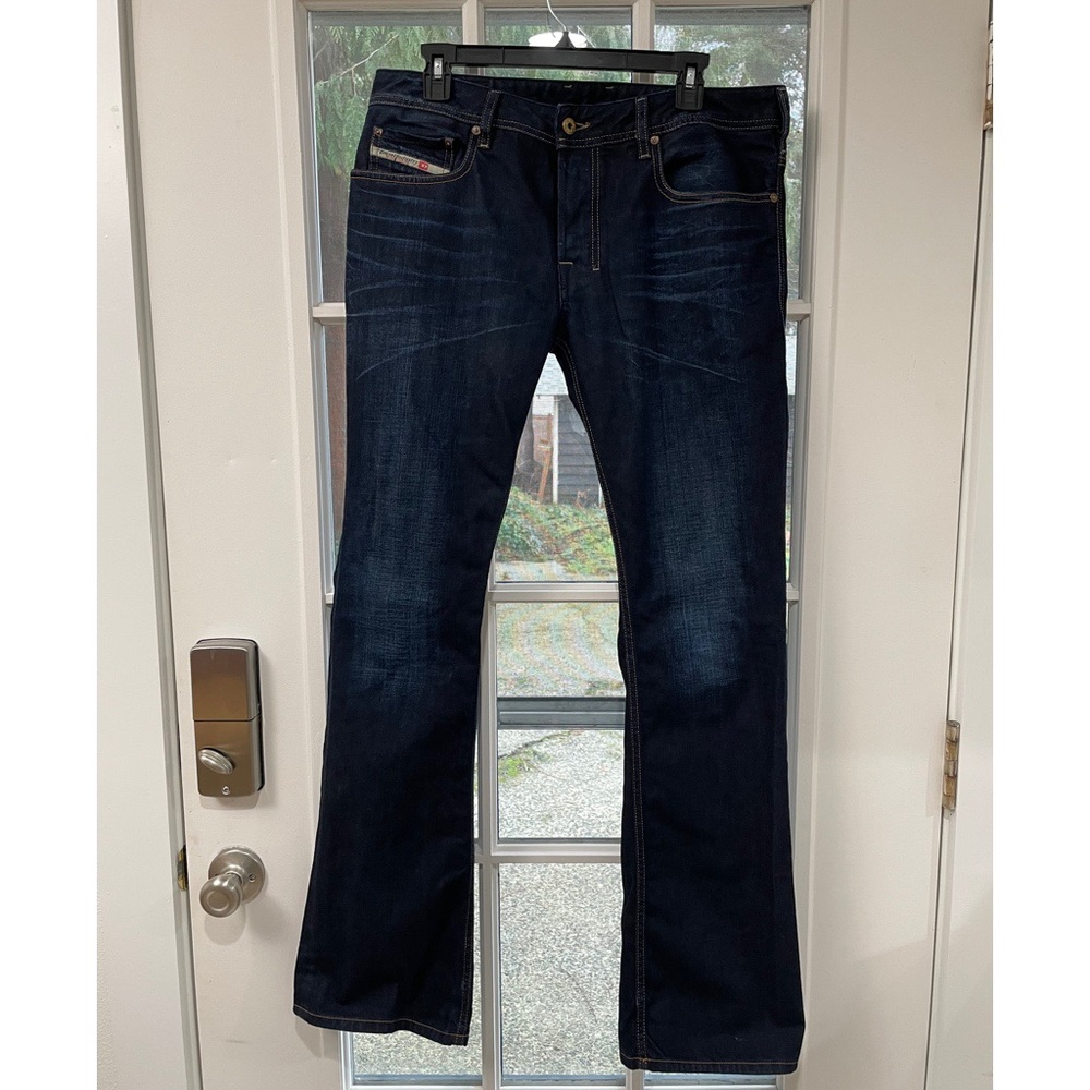 Diesel Men’s Zatiny Regular-Bootcut Jeans